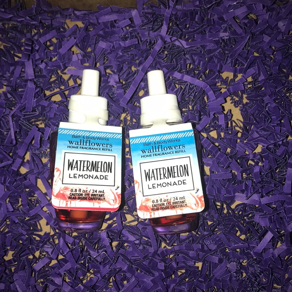 2 wallflower bath and body